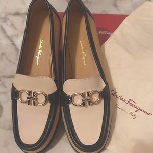 Salvatore Ferragamo 10.5C Rolo tri colored